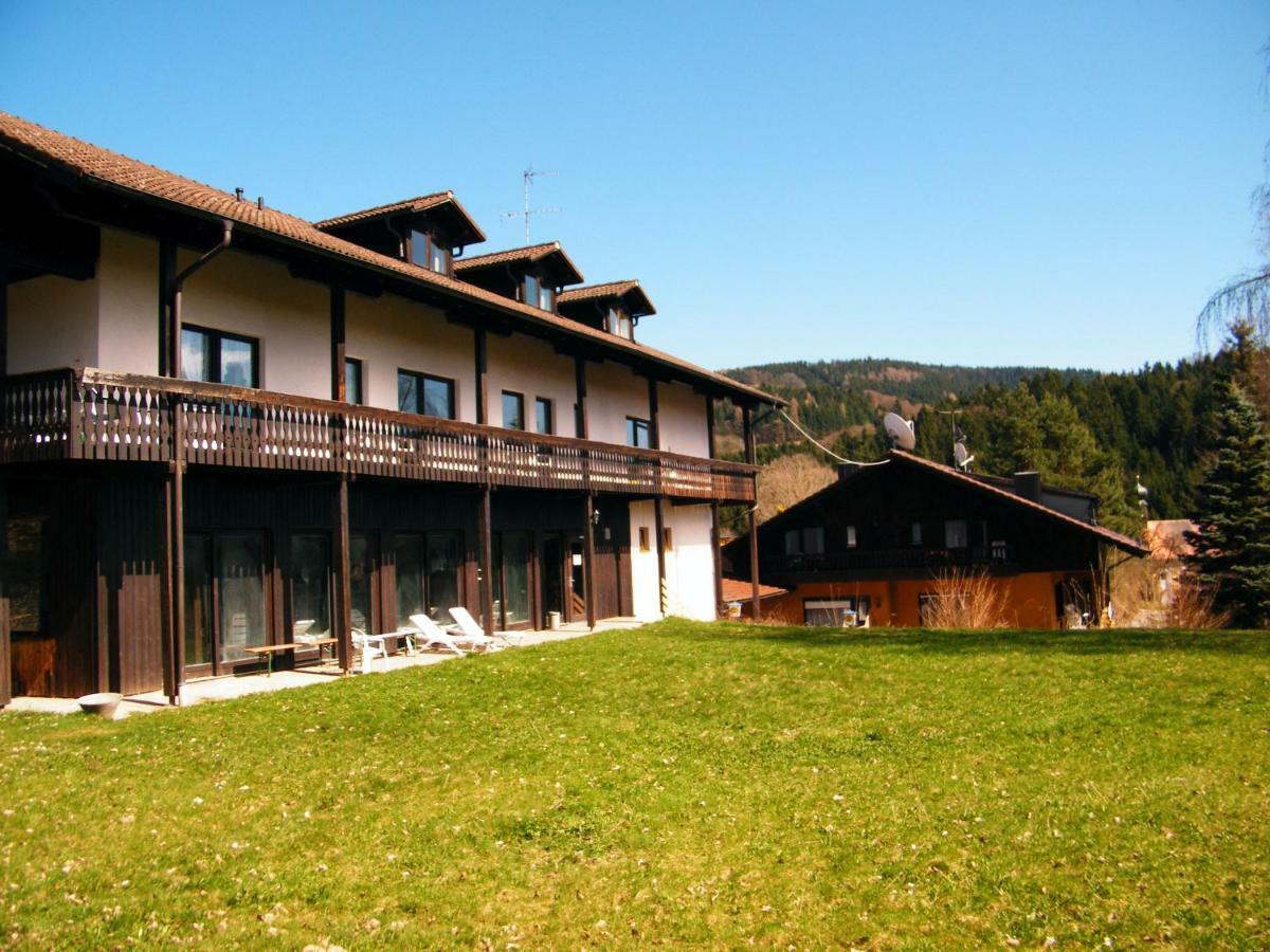 Ferien Vom Ich, Bayerischer Wald, Hotel & Restaurant Neukirchen  Exterior photo